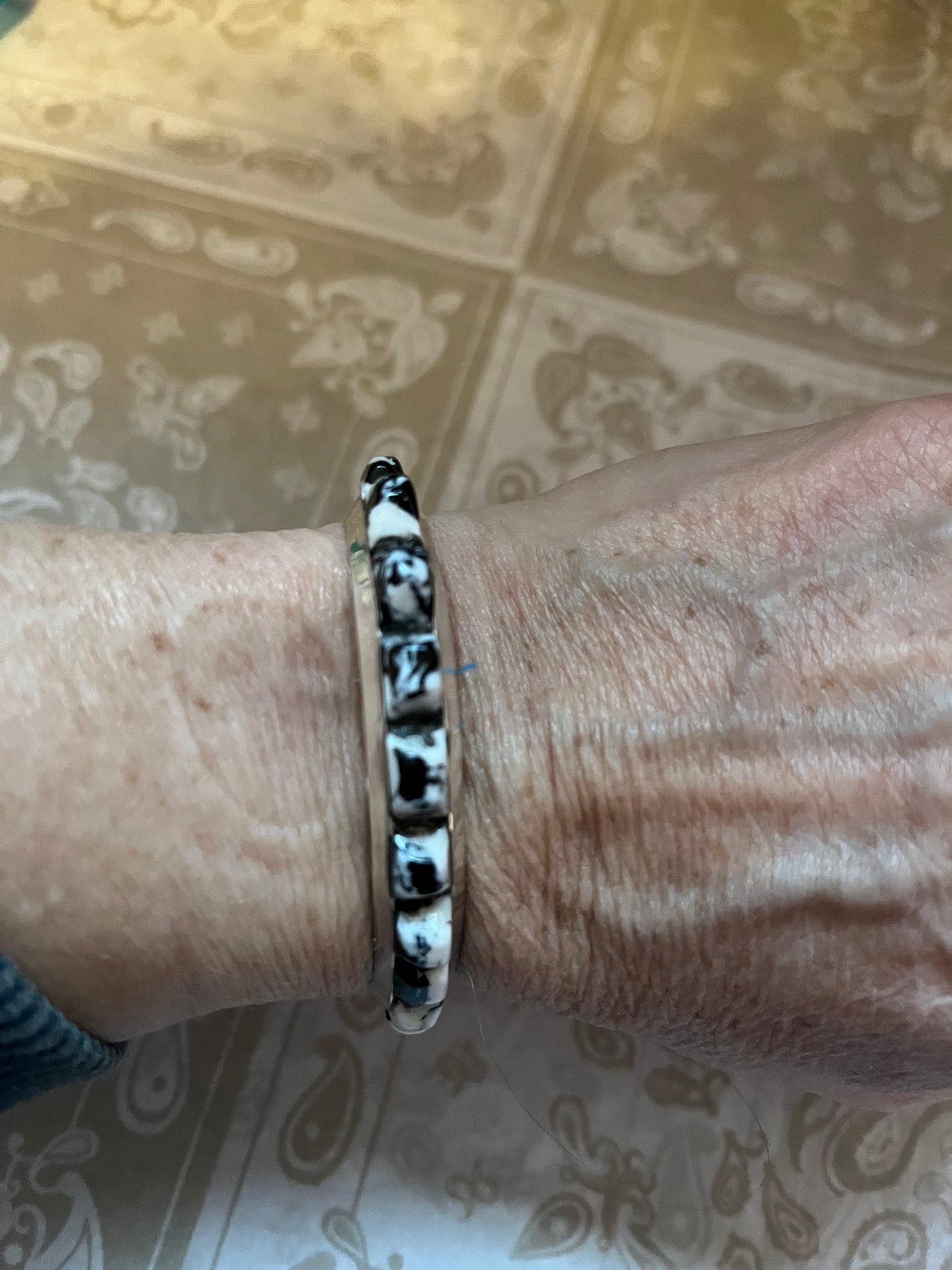 Beautiful cobblestone White Buffalo Cuff