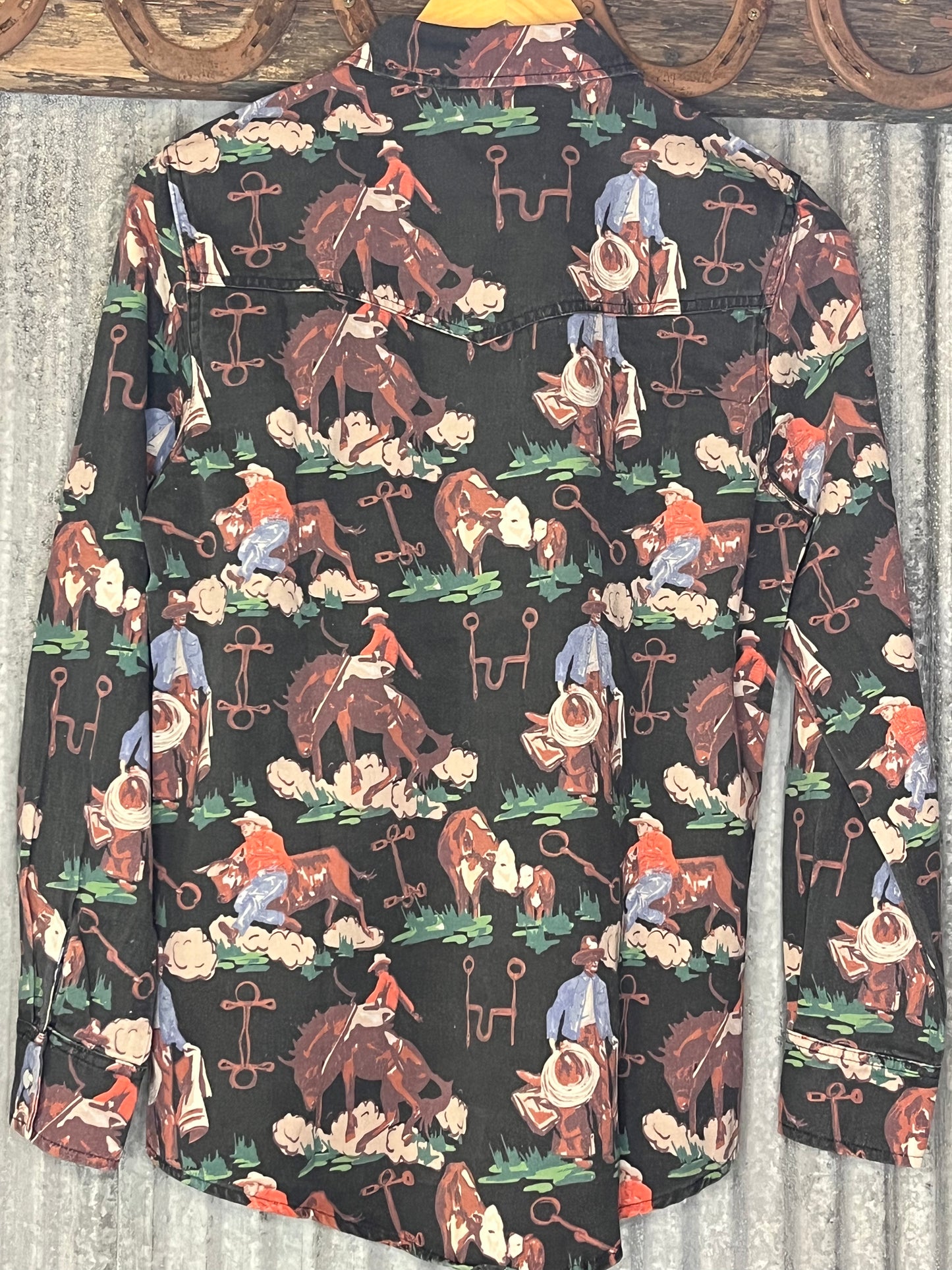 THE BRUSHY POP SHIRT