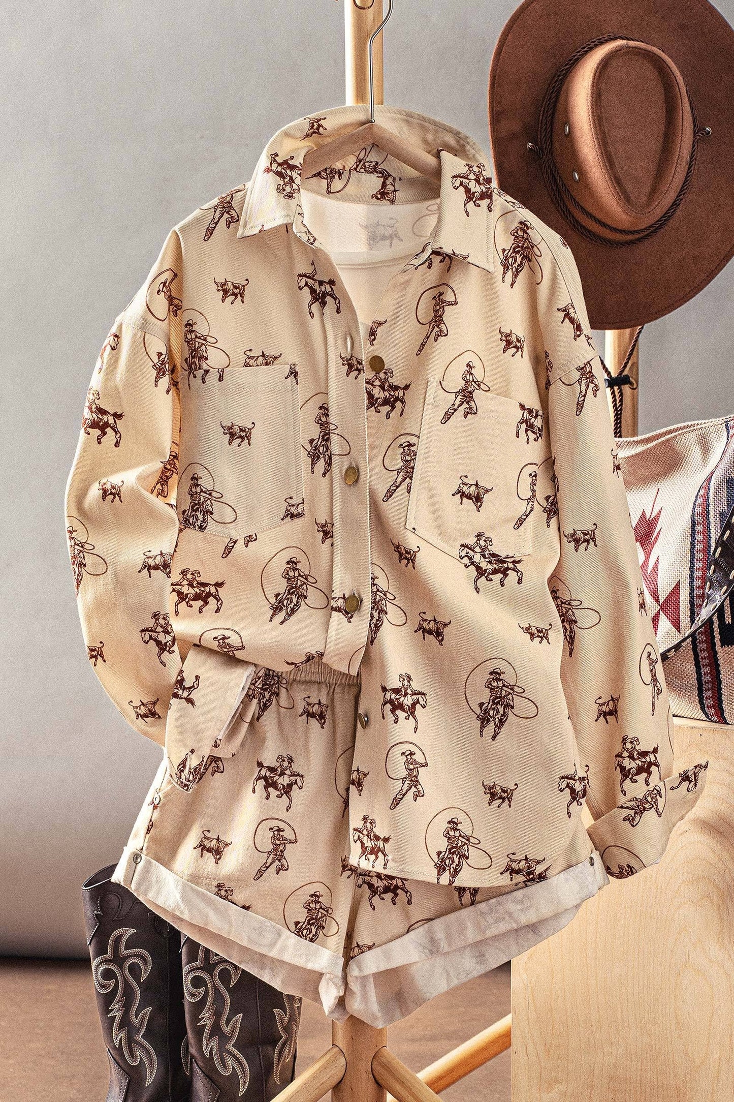 RODEO ROUNDUP TOP