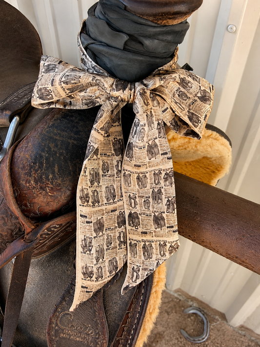 THE VINTAGE SADDLE SCARF