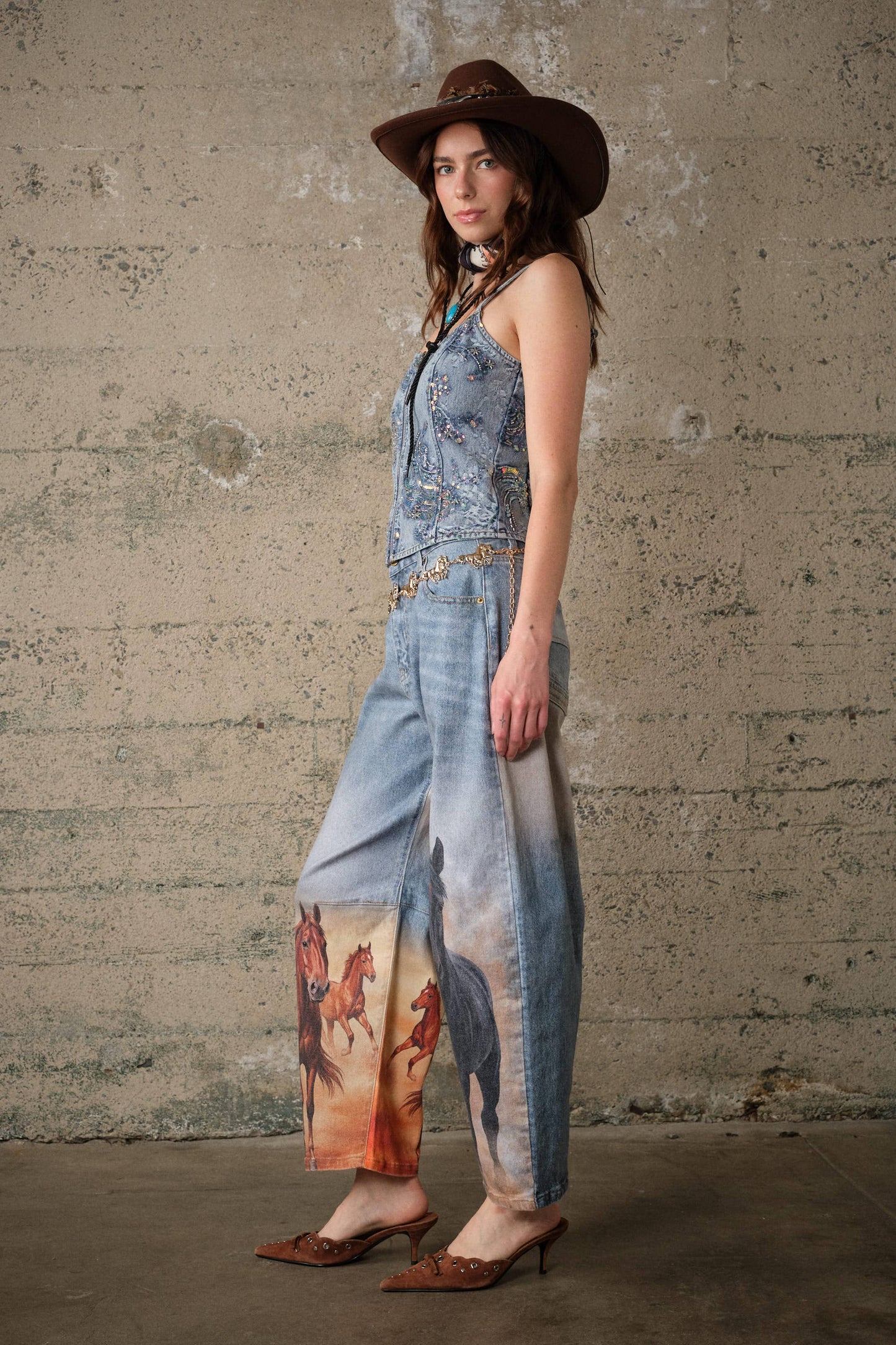 60004P Horse Printed Barrel Leg Denim Pants: DENIM / S-M-L (2-2-2)