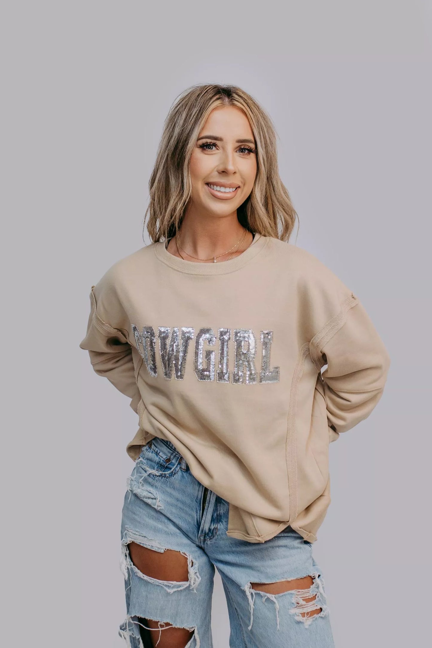 THE BLINGY COWGIRL SWEATSHIRT