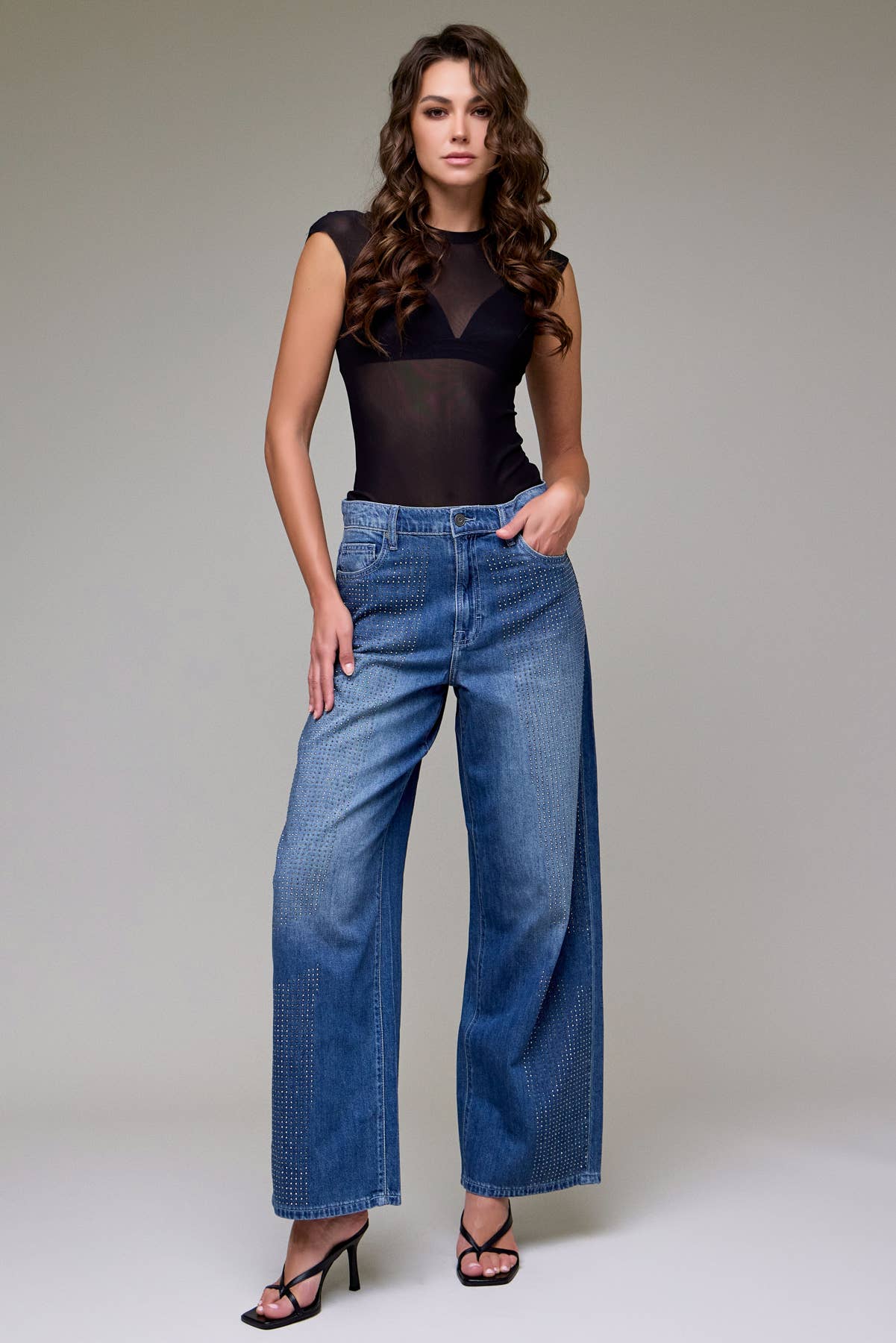 THE BELLA JEANS